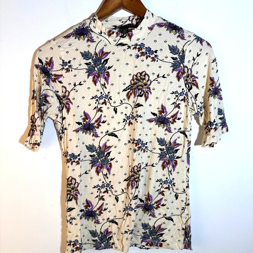 Truth Floral Cream  Mock Neck Shirt